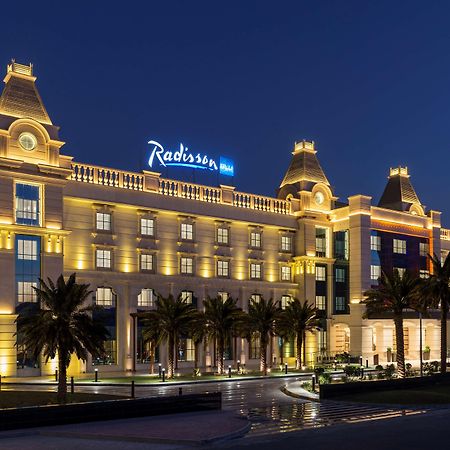 Radisson Blu Hotel, Adzsmán Kültér fotó Radisson Hotel, Al Qasr, Dubai